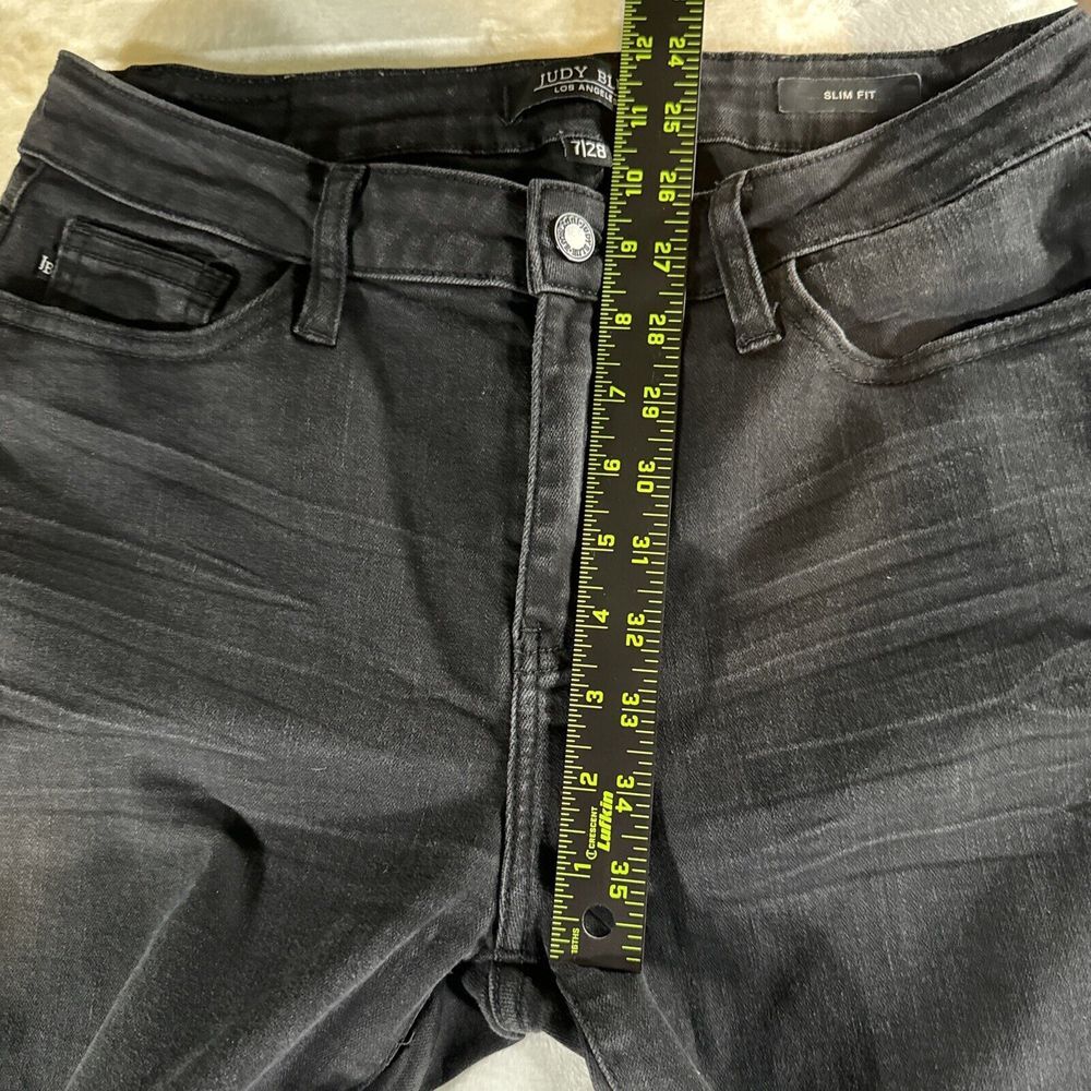 Judy Blue Jeans SZ 28 Black Slim Fit Mid Rise Stretch Distressed Raw Hem JB88137 - Picture 13 of 14